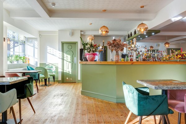 Crucial Considerations for Choosing the Perfect Coffee Supplier for Your Artisanal Café